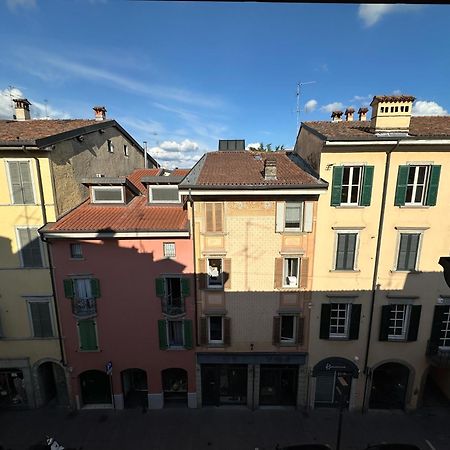 La Mansardina Di San Leonardo Apartment Bergamo Exterior foto